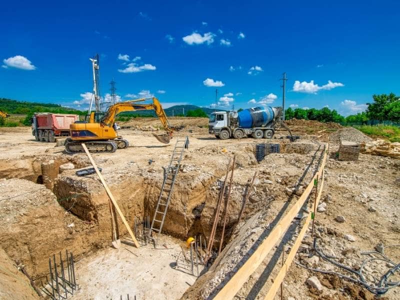Topographic survey supporting drainage evaluation and terrain analysis before construction